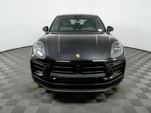 Certified 2026 Porsche Macan AWD/4WD image 37
