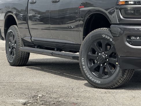 New 2026 RAM 2500 Laramie w/ Night Edition AWD/4WD image 12