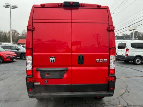 Used 2021 RAM ProMaster 2500 image 11