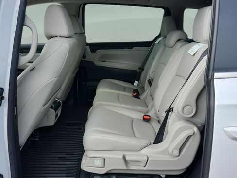New 2026 Honda Odyssey EX-L image 11
