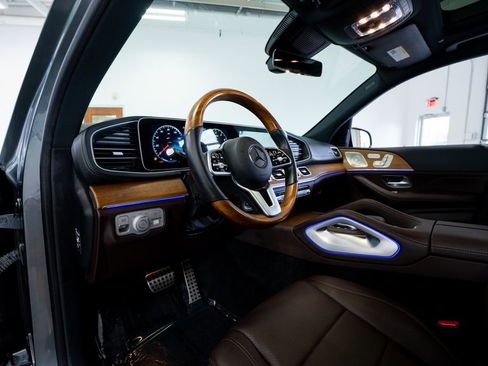 Used 2022 Mercedes-Benz GLS 450 4MATIC image 29