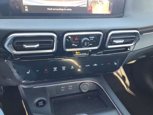 New 2026 Nissan Sentra SR image 13