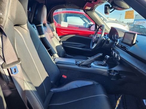 Used 2022 MAZDA MX-5 Miata Grand Touring w/ Weather Package image 6