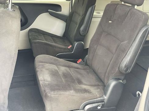 Used 2016 Dodge Grand Caravan SE w/ Quick Order Package 29E SE image 17