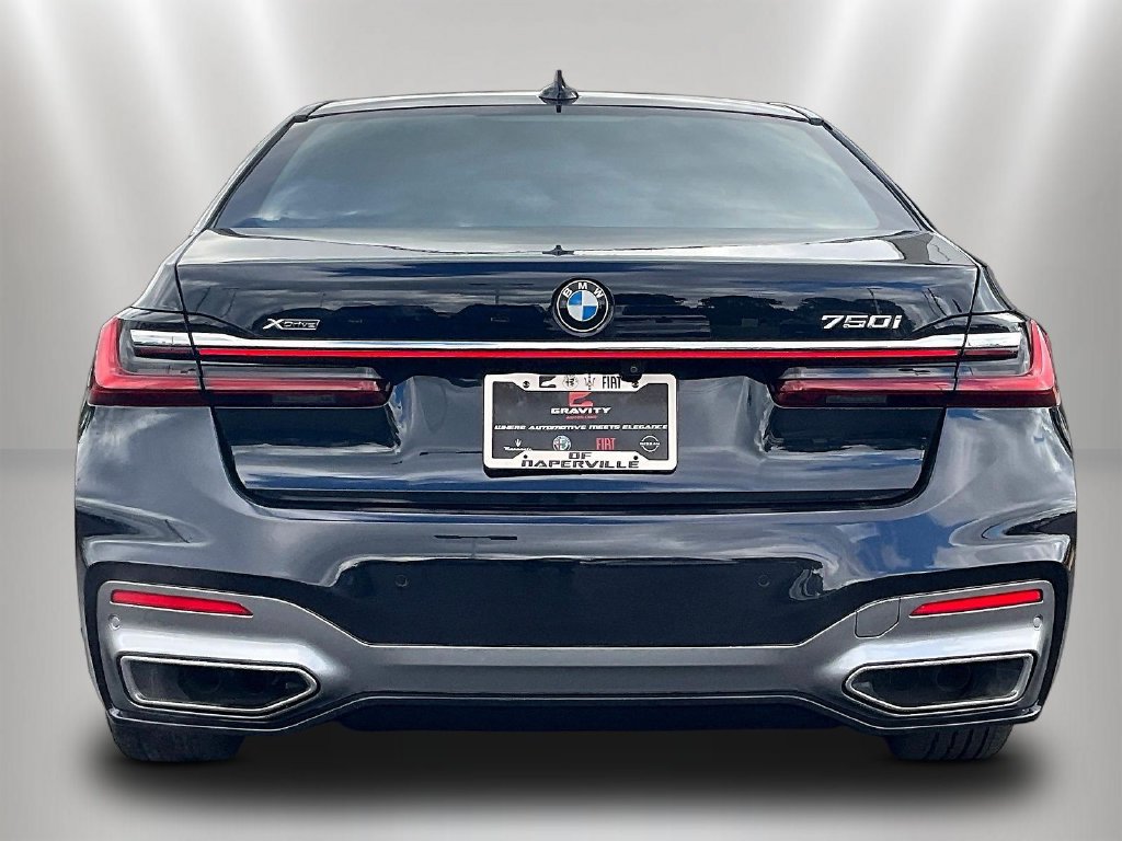 Used 2021 BMW 750i xDrive w/ M Sport Package AWD/4WD image 5