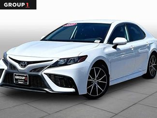 Used 2022 Toyota Camry SE FWD video 1
