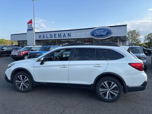 Used 2019 Subaru Outback 2.5i Limited w/ Protection Package #1 AWD/4WD image 1