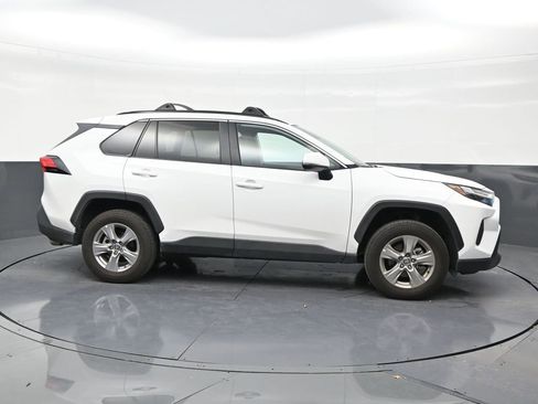 Used 2025 Toyota RAV4 XLE w/ Convenience Package AWD/4WD image 6