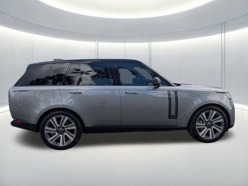 Used 2023 Land Rover Range Rover SE AWD/4WD image 32