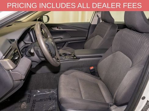 Used 2025 Toyota Camry LE w/ Convenience Package FWD image 10