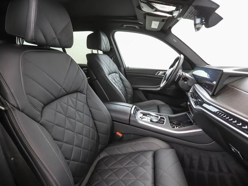 Certified 2024 BMW X5 xDrive50e image 31