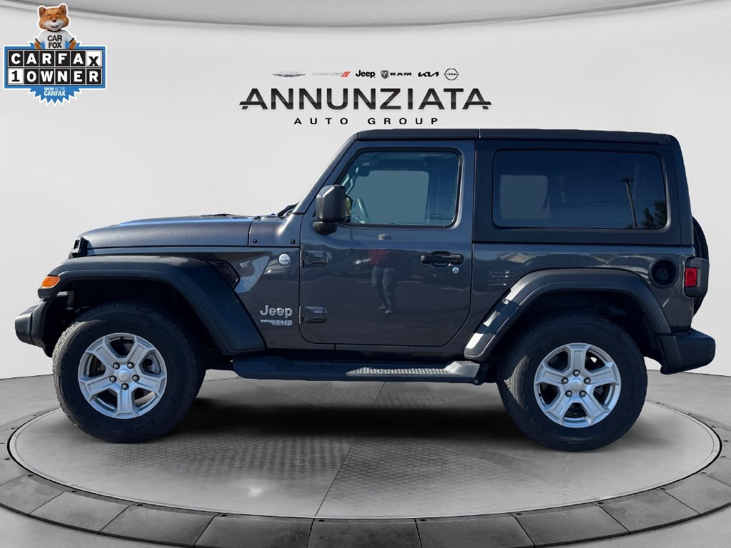 Used 2020 Jeep Wrangler Sport AWD/4WD image 2