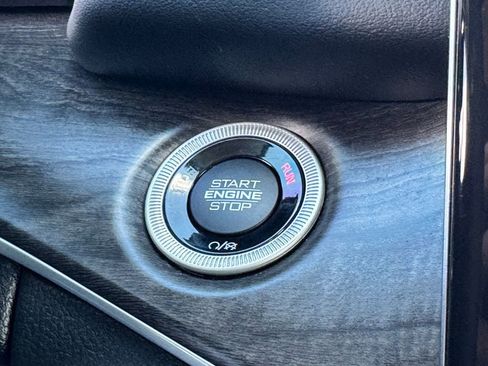 Used 2023 Jeep Grand Cherokee 4WD 4xe image 30