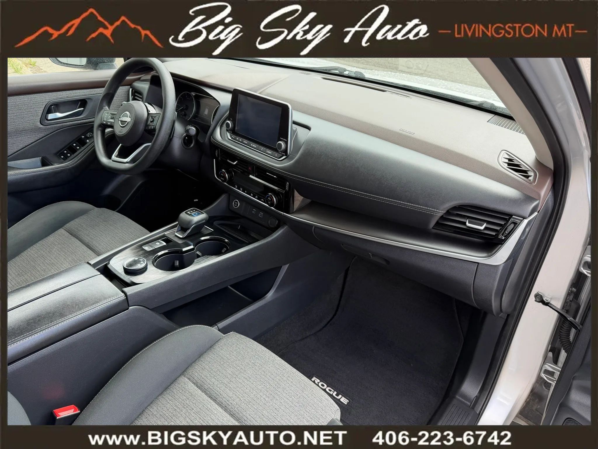 Used 2022 Nissan Rogue SV AWD/4WD image 15