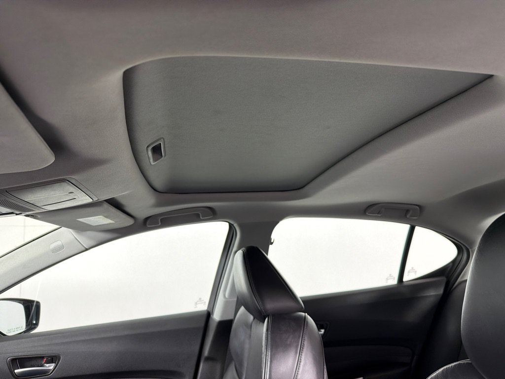 Used 2016 Acura TLX w/ Technology Package FWD image 14