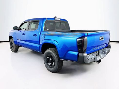 Used 2018 Toyota Tacoma SR5 image 4