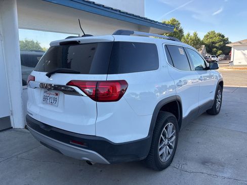 Used 2019 GMC Acadia SLE FWD image 4