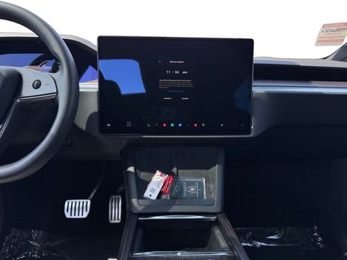 Used 2024 Tesla Model X AWD/4WD image 11