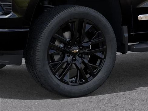 New 2026 Chevrolet Silverado 1500 High Country AWD/4WD image 9