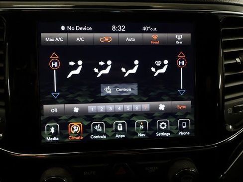 Used 2020 Jeep Grand Cherokee Limited w/ Luxury Group II image 25