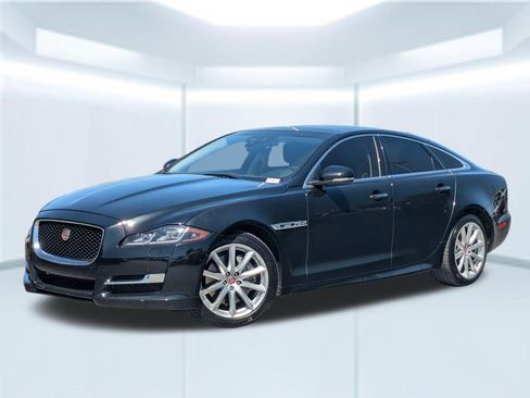Used 2019 Jaguar XJ R-Sport AWD/4WD image 1