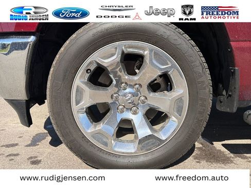 Used 2022 RAM 1500 Big Horn AWD/4WD image 9