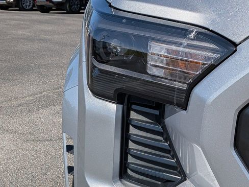 Used 2025 Toyota Tacoma SR5 image 13