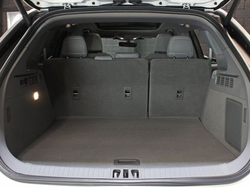 Used 2023 Lincoln Nautilus Reserve FWD image 69
