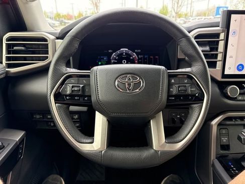 Used 2023 Toyota Sequoia Limited AWD/4WD image 19
