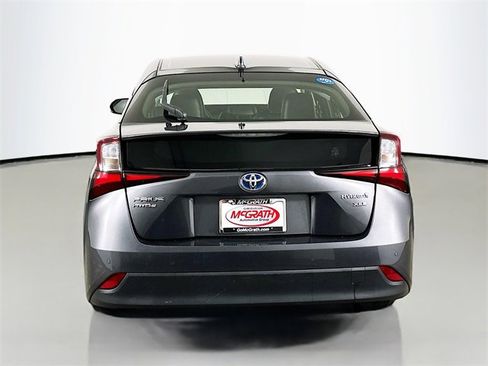 Used 2021 Toyota Prius XLE image 15