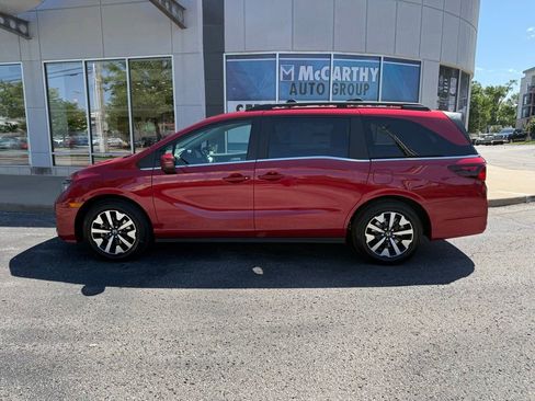 New 2026 Honda Odyssey EX-L image 9