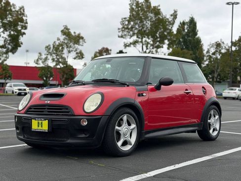 Used 2004 MINI Cooper S FWD image 1