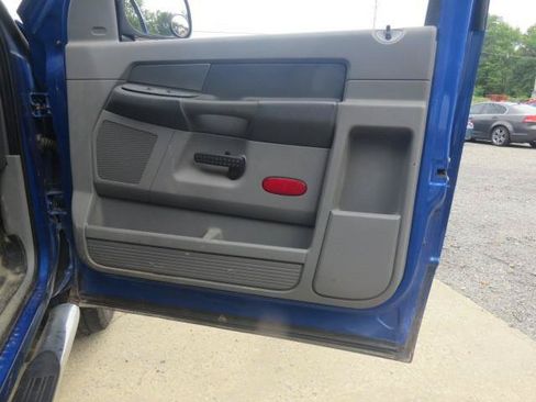 Used 2008 Dodge Ram 1500 Truck ST AWD/4WD image 15