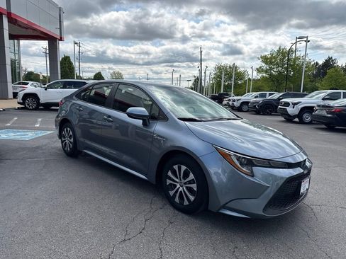 Used 2020 Toyota Corolla LE FWD image 9