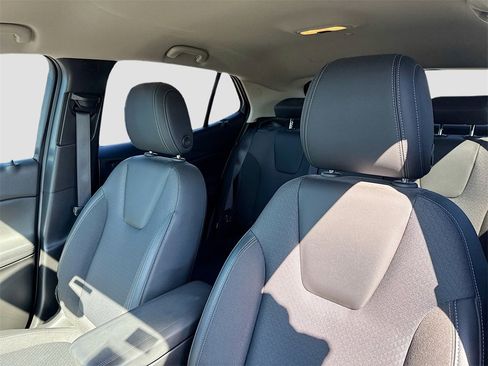 Used 2023 Buick Encore GX Select image 12