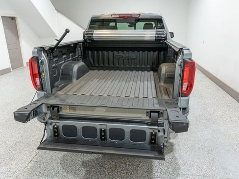 Used 2025 GMC Sierra 1500 Denali w/ Technology Package image 12