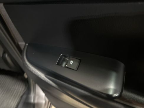 Used 2019 Toyota Highlander Limited w/ Protection Package #3 image 41