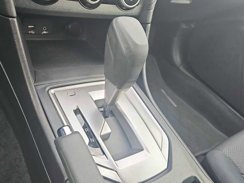 Used 2021 Subaru Crosstrek 2.0i image 21