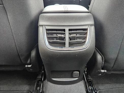 Used 2025 Chevrolet Malibu LT FWD image 16