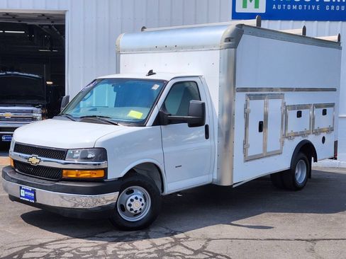 Used 2022 Chevrolet Express 3500 w/ Power Convenience Package RWD image 1