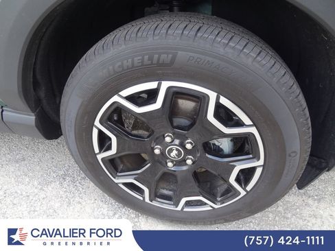 Used 2025 Ford Bronco Sport Outer Banks w/ Outer Banks Tech Package+ AWD/4WD image 14