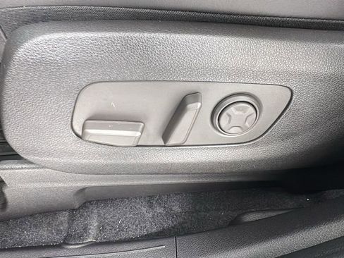 New 2026 Kia Carnival LXS image 11