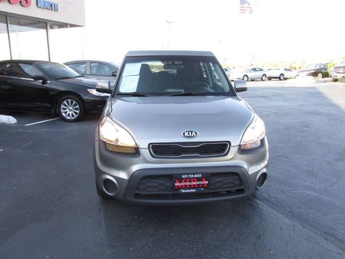 Used 2013 Kia Soul + w/ Audio Pkg FWD image 2