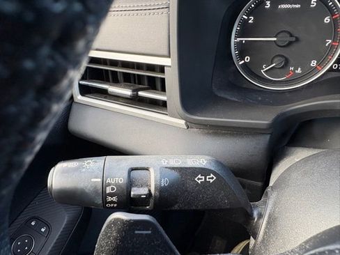 Used 2022 Mitsubishi Outlander SE image 23