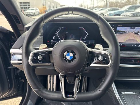 Certified 2023 BMW 760i xDrive AWD/4WD image 28