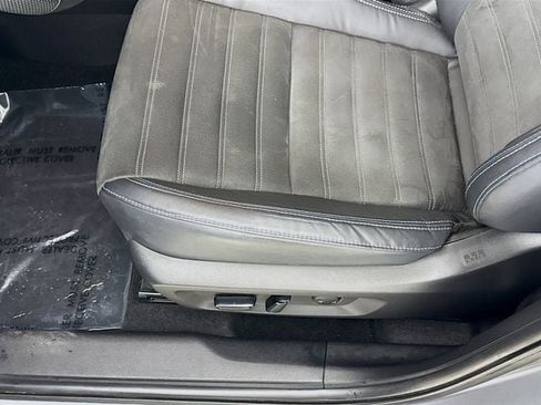 Used 2022 Mitsubishi Outlander SE image 20