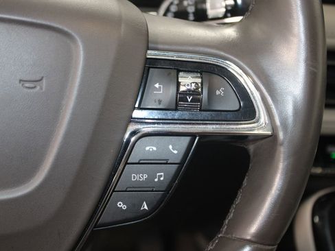 Used 2023 Lincoln Nautilus Reserve w/ Equipment Group 201A image 23