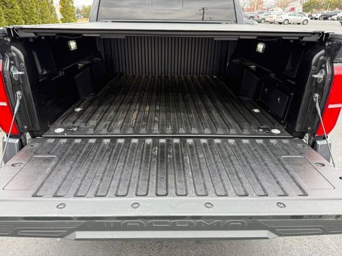 Used 2024 Toyota Tacoma TRD Sport image 40