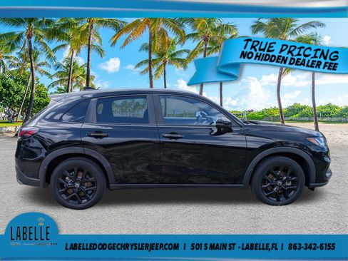 Used 2024 Honda HR-V Sport image 3