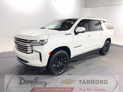 Used 2024 Chevrolet Suburban High Country w/ Advanced Technology Package AWD/4WD image 8